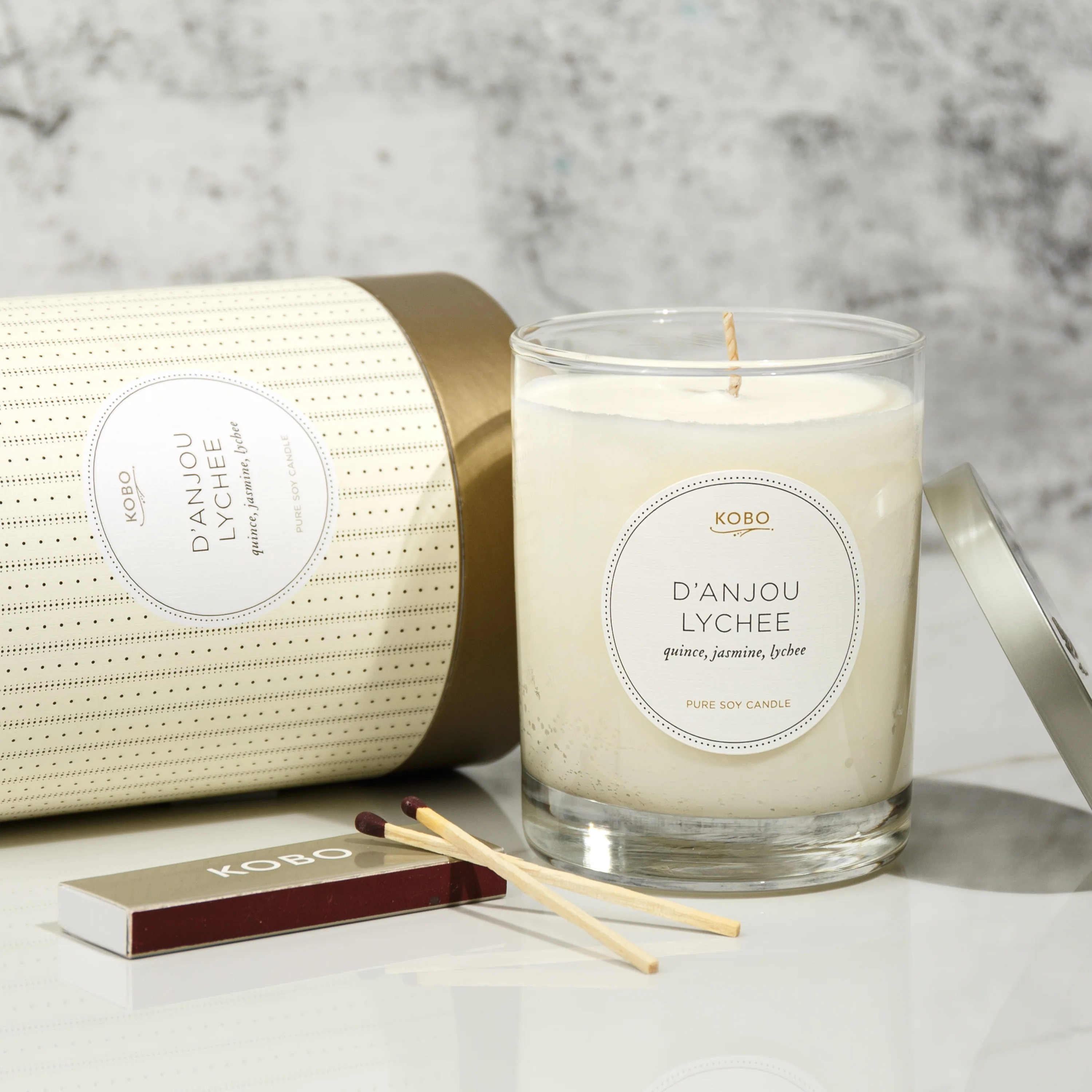 KOBO D'Anjou Lychee Coterie Candle (11 oz) #10076123 - Image 2