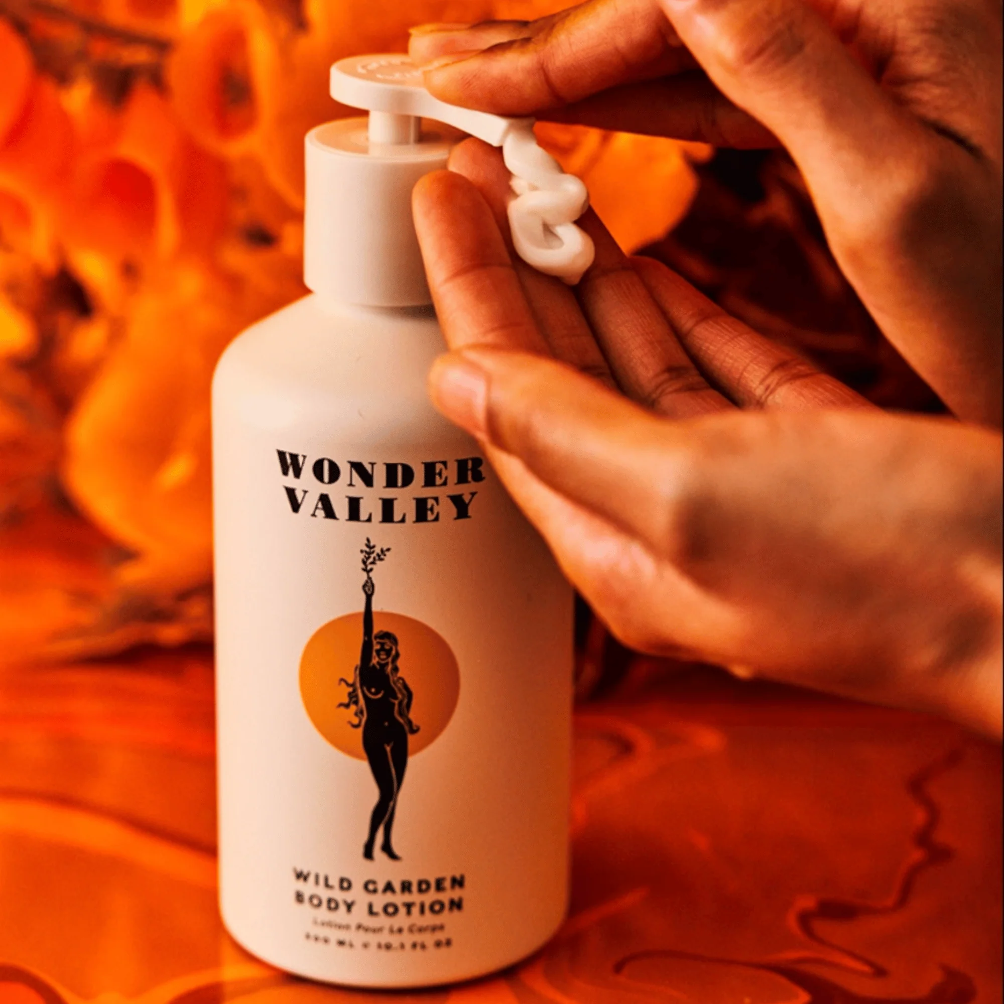 Wonder Valley Wild Garden Body Lotion (300 ml) #10090985 - Image 2
